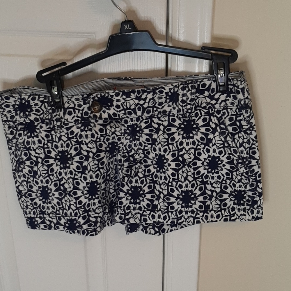 Red Camel shorts, Size 5